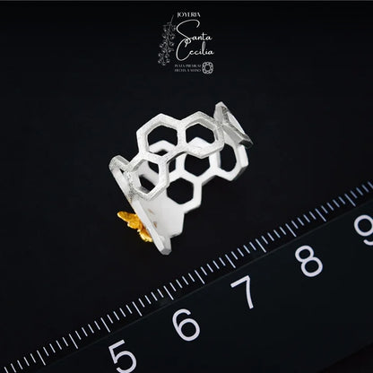 Anillo Panal Con abejita