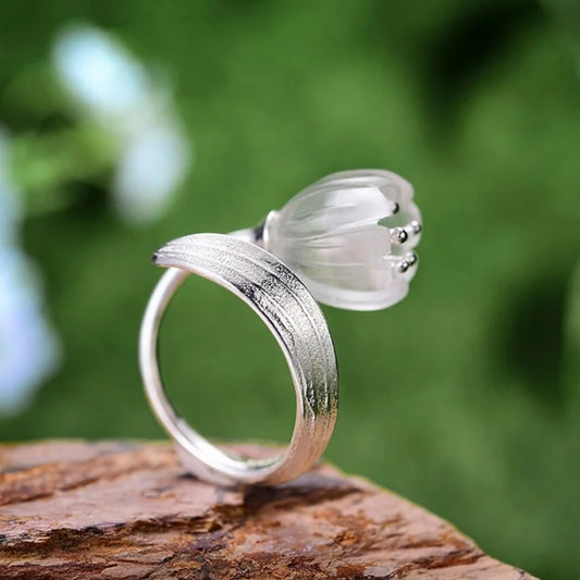 Anillo Con forma de Lirios